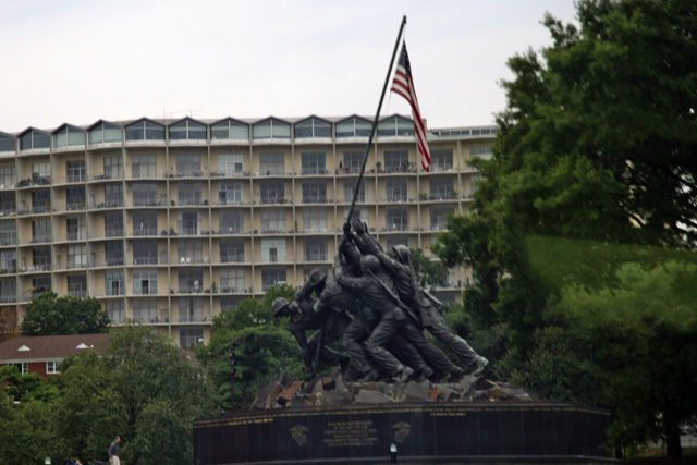 �������푈�L�O��